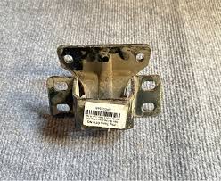 Bản lề cửa Cửu Long đen 1043/1030 ( trên ) L+ R lắp chung - cái