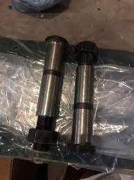 Ắc nhíp sau hoa mai 990kg bản 6.5 - cái