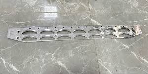 ba đờ sốc dưới T7H đời mới sắt WG1664243002 , dài 2m36 , cao 9 - cái