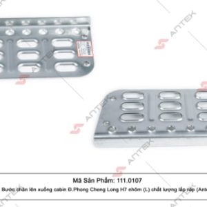 1110107 - Bước chân lên xuống cabin Chenglong H7 sắt (L) Antek chất lượng loại 1